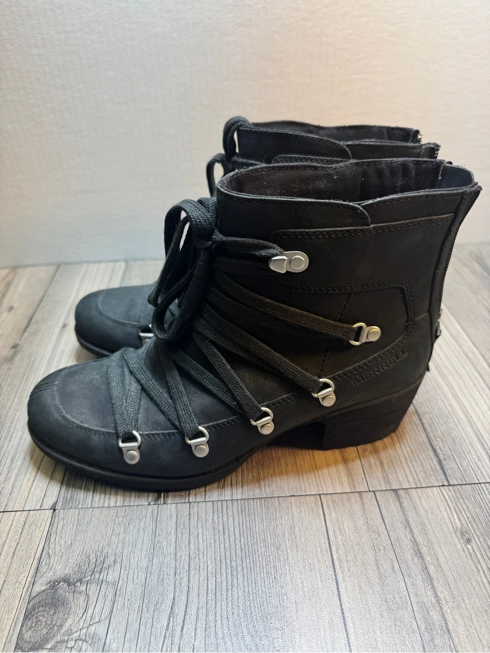 Merrell Shiloh II Womens Size 7 Black Leather Ankle Lace Up Zip Boots Shoes
